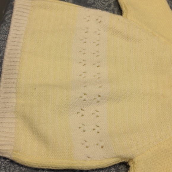 🤗 Sweater 🤗 - Picture 4 of 6